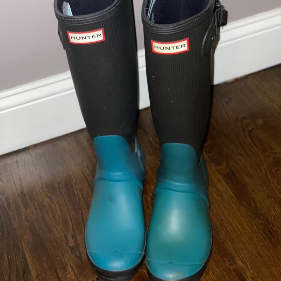 Hunter Rainboots - Picture 2 of 3